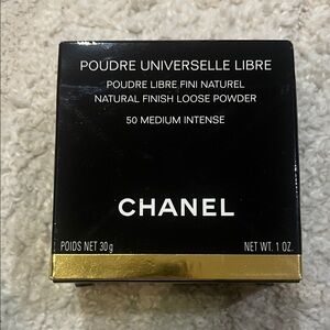 CHANEL Poudre Universelle Libre in Black and Gold